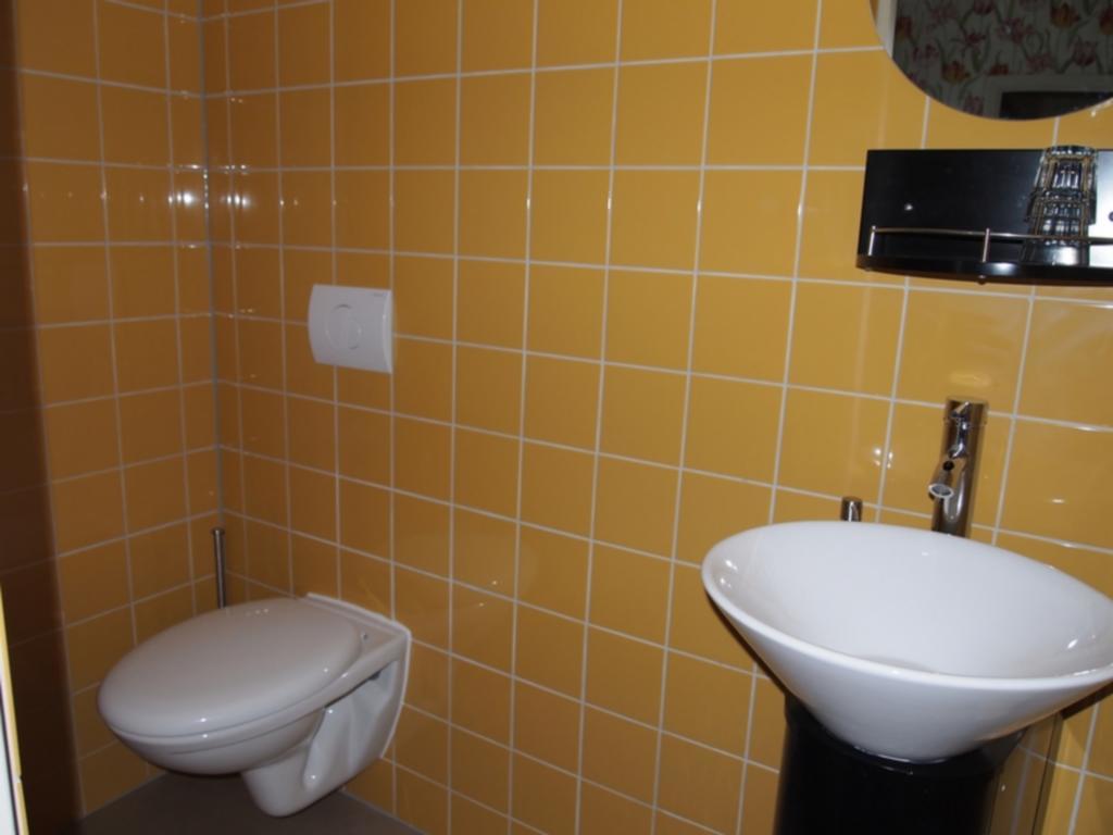 De Energiek Bed and Breakfast Wehe-den Hoorn Rum bild